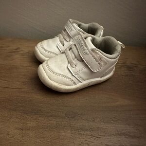 Stride Rite Classic White Baby Walkers